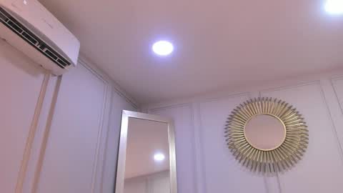 charlottebrownn_ online show from 01.08.26