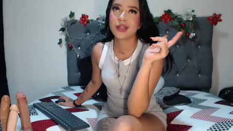 charlottee07 online show from 01.15.25