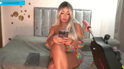 Snapshot of charlottekiss21 chatting on 02.25.25 Charlottekiss online show from 02.25.25