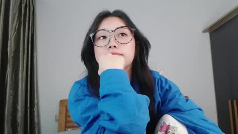 Snapshot of charlottelin chatting on 12.10.24 Charlotte online show from 12.10.24