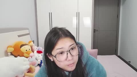 Snapshot of charlottelin chatting on 02.17.25 Charlotte online show from 02.17.25