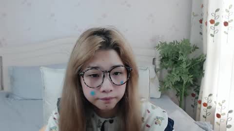 Snapshot of charlottelin chatting on 09.12.25 Charlotte online show from 09.12.25