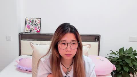 Charlotte online show from 04.06.26