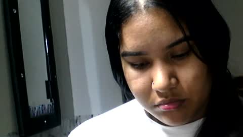 Snapshot of charlottequeen_21 chatting on 06.12.26 charlottequeen_21 online show from 06.12.26