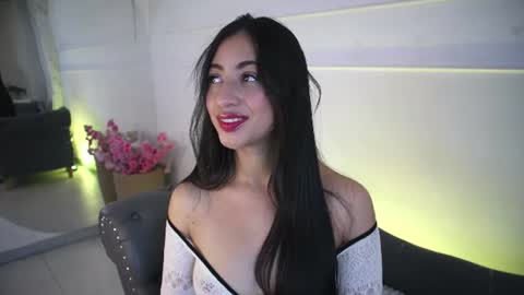Lauren Rus online show from 07.10.26