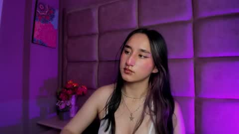 charlottestuart_ online show from 03.20.26