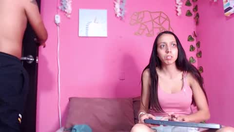 Snapshot of charly_emily chatting on 09.24.25 charly_emily online show from 09.24.25