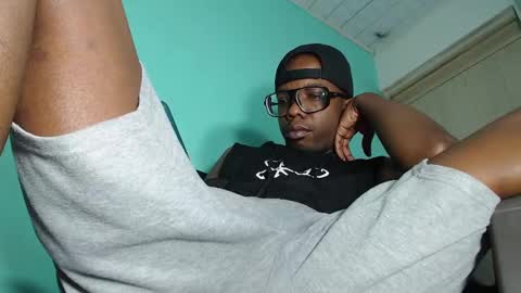 Snapshot of charly_vergonti_ chatting on 12.31.24 charly_vergonti_ online show from 12.31.24