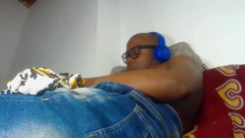 Snapshot of charly_vergonti_ chatting on 09.23.25 charly_vergonti_ online show from 09.23.25