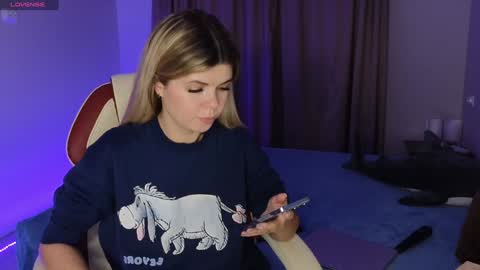 Kira online show from 12.17.24