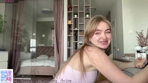 my fansly Charming daisy              My Wishlist  for new toys     online show from 10.01.25