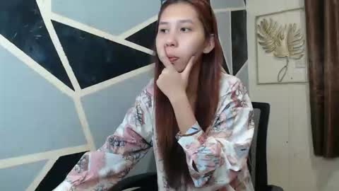 Charm online show from 10.12.25