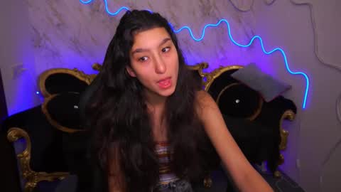 Snapshot of charmmocco chatting on 02.05.25 SweetMoco online show from 02.05.25