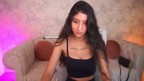 Snapshot of charmmocco chatting on 12.04.25 SweetMoco online show from 12.04.25