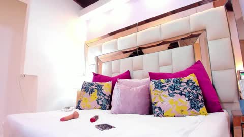 Charol  online show from 02.08.26