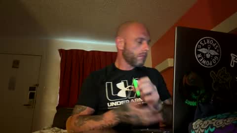 Snapshot of chase2attract chatting on 07.24.26 Chase2Attract online show from 07.24.26