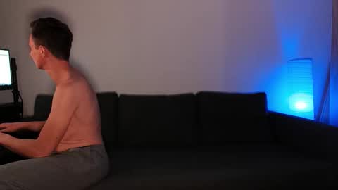 Snapshot of chasingwhiterabbit chatting on 09.23.25 Chasing Rabbit online show from 09.23.25