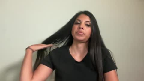 Snapshot of chaturbabexo chatting on 07.22.26 Gabby online show from 07.22.26