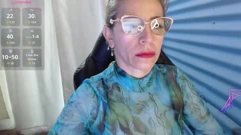 CHAYLA VICTORIA RUIZ  online show from 04.26.26