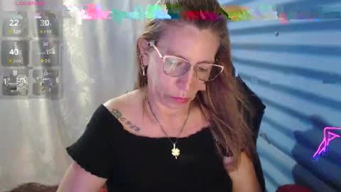 CHAYLA VICTORIA RUIZ  online show from 05.12.26