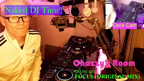 Snapshot of chazboudoir chatting on 01.27.25 ChazBoudoir online show from 01.27.25