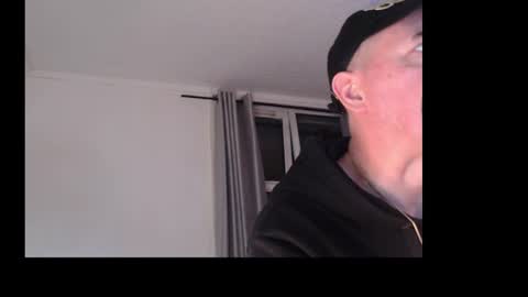 Snapshot of chazdiniro chatting on 11.01.25 chazdiniro online show from 11.01.25