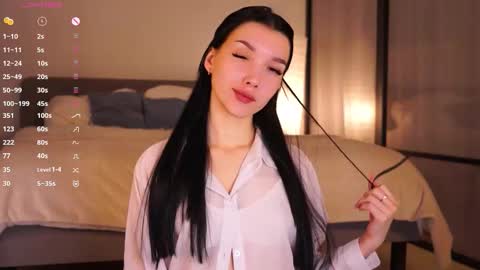 Lia online show from 02.06.26