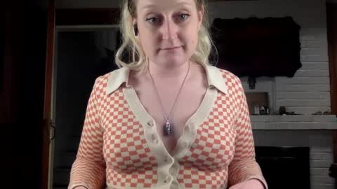 Marie online show from 02.09.25