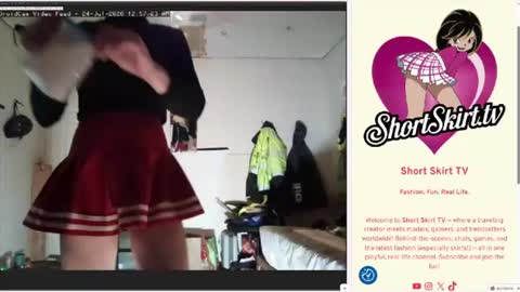 Snapshot of cheerleader_crossdresser chatting on 07.24.26 cheerleader_crossdresser online show from 07.24.26