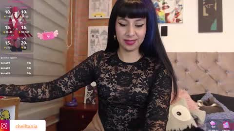 Snapshot of chell_gh chatting on 11.06.25 Tania online show from 11.06.25