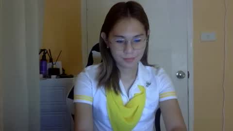 chelly4u69 online show from 12.16.25