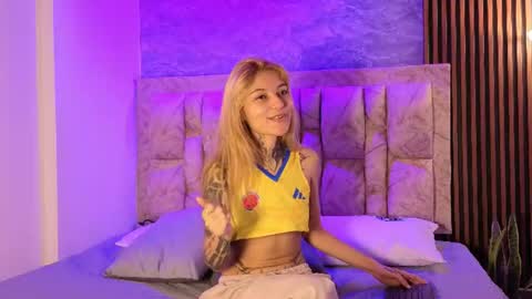 Snapshot of chelsea_dalea chatting on 06.21.26 chelsea_dalea online show from 06.21.26