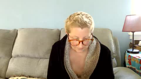 Snapshot of chelseasentra1 chatting on 06.24.26 Chelsea online show from 06.24.26