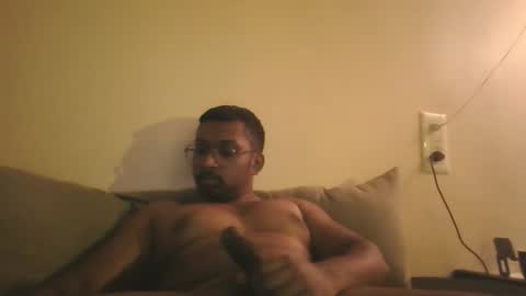 Snapshot of chennaibull1011 chatting on 04.03.26 chennaibull1011 online show from 04.03.26