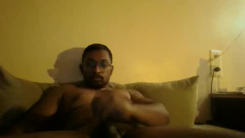 Snapshot of chennaibull1011 chatting on 04.08.26 chennaibull1011 online show from 04.08.26