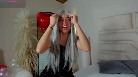 Snapshot of cherry_bunnyx chatting on 02.15.26 cherry_bunnyx online show from 02.15.26