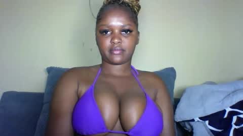 cherry_mufinn online show from 01.08.26