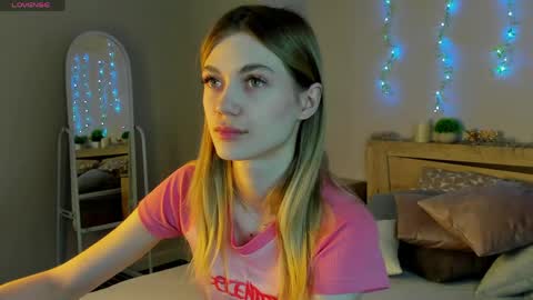 Snapshot of cherry_pr1ce chatting on 05.03.26 cherry_pr1ce online show from 05.03.26