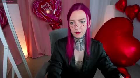 Roxy online show from 02.14.25