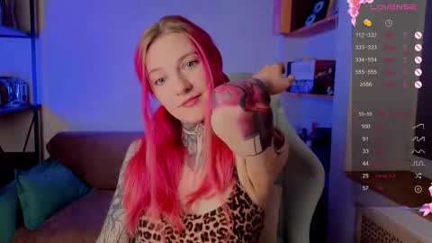 Roxy online show from 10.16.25