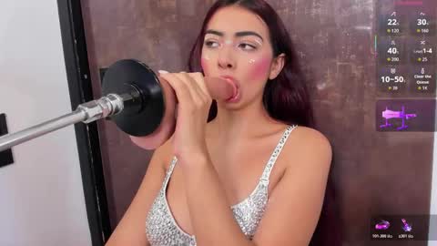 Snapshot of cherry_skinny_ chatting on 12.05.25 ANNY online show from 12.05.25