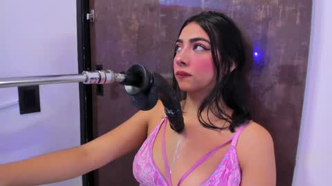 Snapshot of cherry_skinny_ chatting on 04.11.26 ANNY online show from 04.11.26