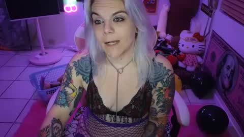 CherryBombBomb online show from 02.01.25