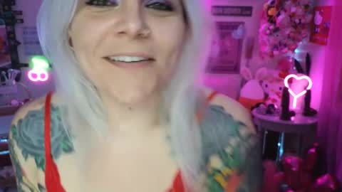 CherryBombBomb online show from 02.13.25