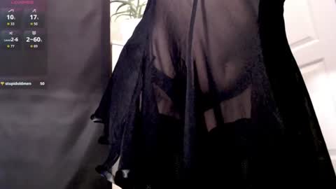Snapshot of cherryberi chatting on 07.30.26 Mia online show from 07.30.26