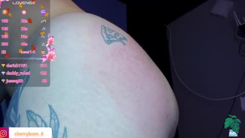  dayis independent model  online show from 01.02.25