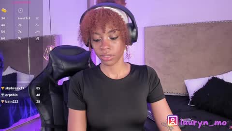 Cherry Lady online show from 12.03.24