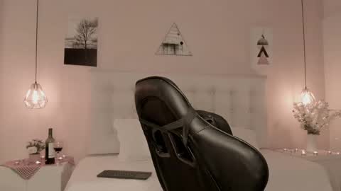 Cherry Lady online show from 02.14.25