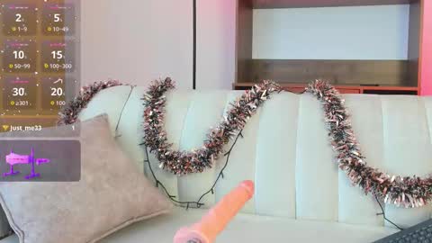 Mia online show from 12.02.25