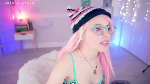 Cherry Crush  online show from 05.13.26